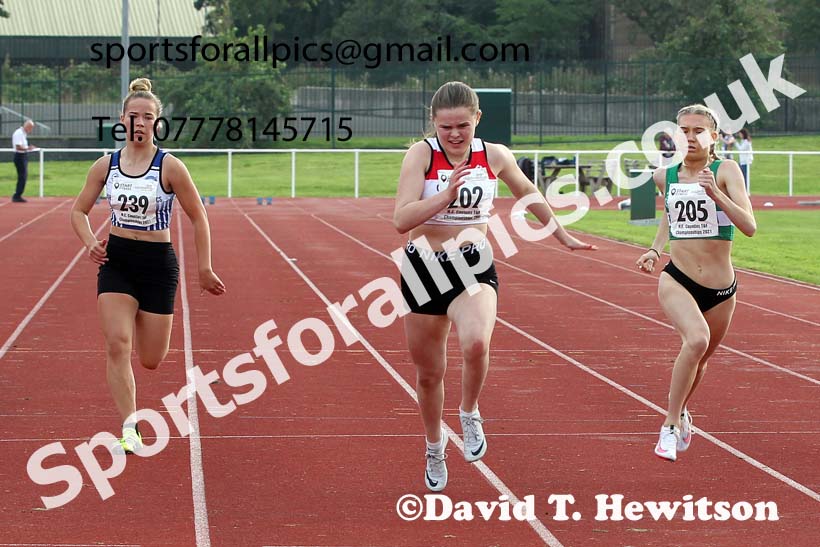 Women and Girls 100 metres, 2021 North Eastern Track and Field Champs., Middesbrough. Photo: David T. Hewitson/Sports for All Pics